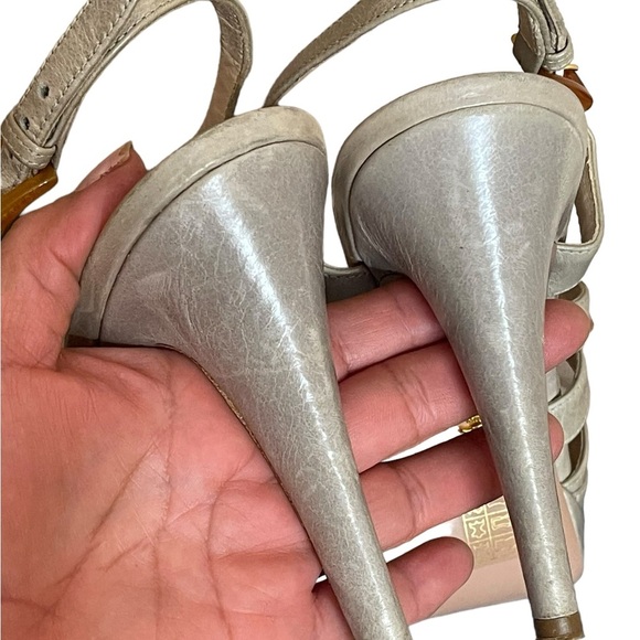 PRADA Women's Heels Calzatore
Donna Grey Leather Slingback Sandals size 41(11) - Picture 10 of 16
